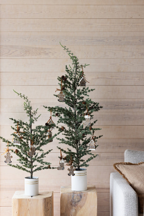 Christmas Tree med kottar H 120 cm
