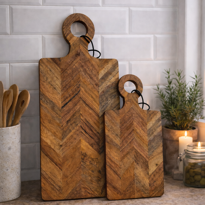 Vintage chevron skärbräda 25x50 cm